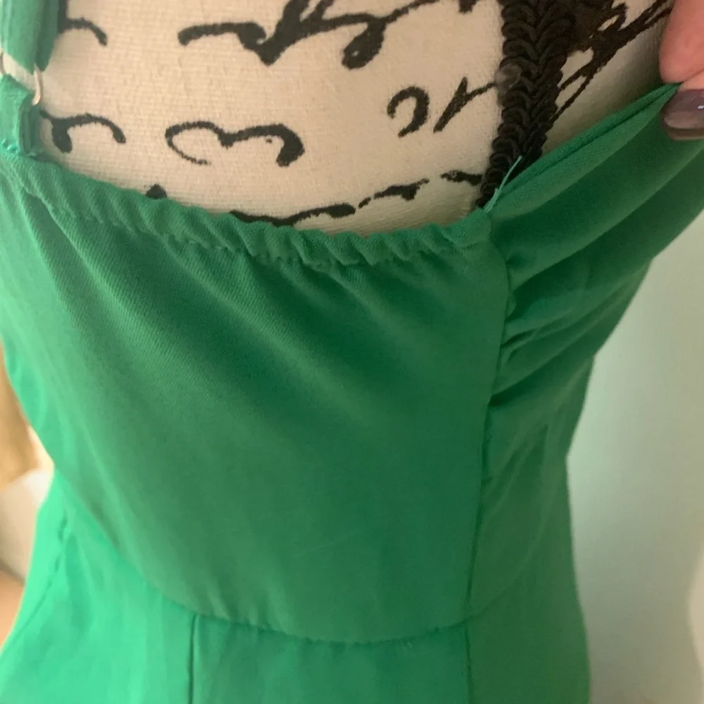 SHEIN Vibrant Green Criss Cross Dress - Picture 8 of 10